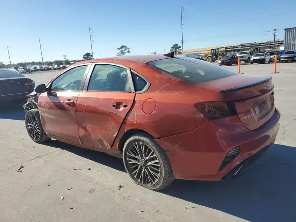 3KPF54AD5RE720712 2024 KIA FORTE - Image 2