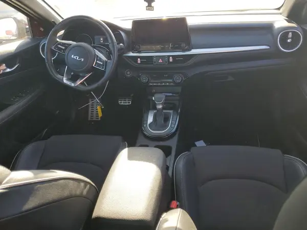 3KPF54AD5RE720712 2024 KIA FORTE - Image 8