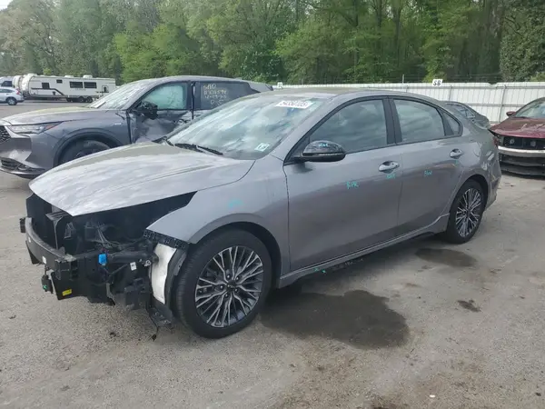 3KPF54AD5RE721102 2024 KIA FORTE - Image 1