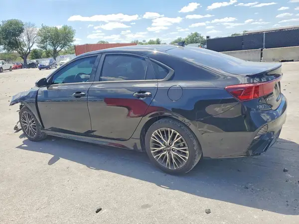 3KPF54AD5RE721472 2024 KIA FORTE - Image 2