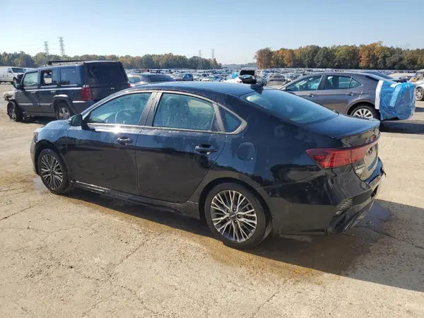 3KPF54AD5RE721732 2024 KIA FORTE - Image 2