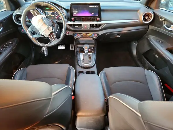 3KPF54AD5RE725019 2024 KIA FORTE - Image 8