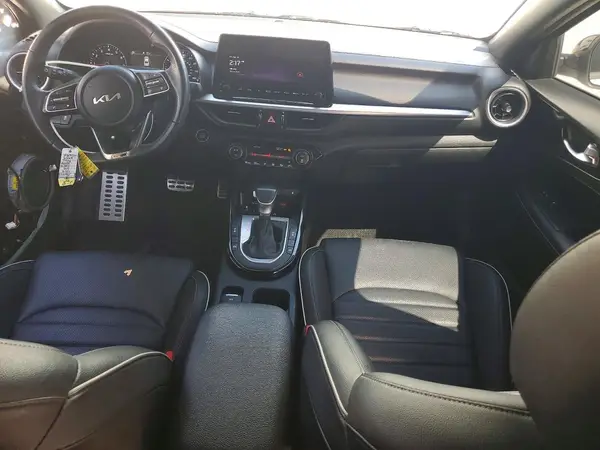 3KPF54AD5RE726459 2024 KIA FORTE - Image 8