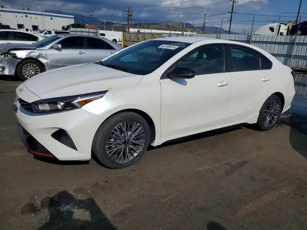 3KPF54AD5RE730611 2024 KIA FORTE - Image 1
