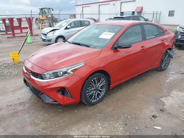 3KPF54AD5RE731242 2024 KIA FORTE - Image 2