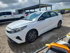 3KPF54AD5RE745108 2024 KIA FORTE
