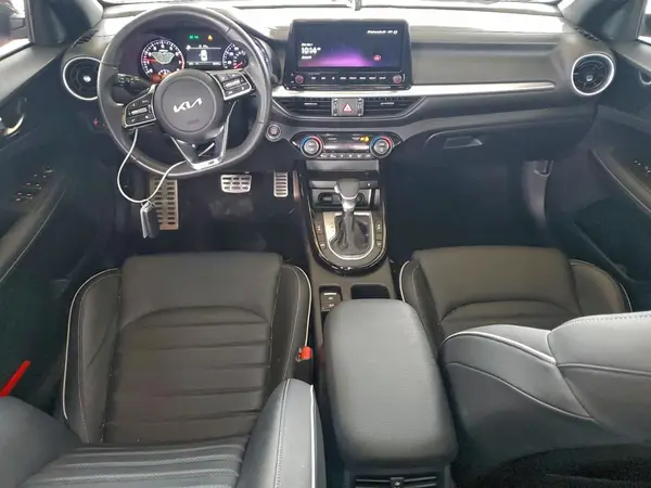 3KPF54AD5RE748171 2024 KIA FORTE - Image 8