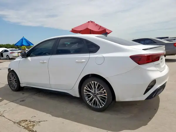 3KPF54AD5RE751166 2024 KIA FORTE - Image 2