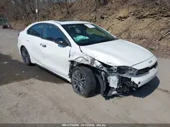 3KPF54AD5RE753385 2024 KIA FORTE