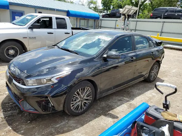 3KPF54AD5RE756092 2024 KIA FORTE - Image 1