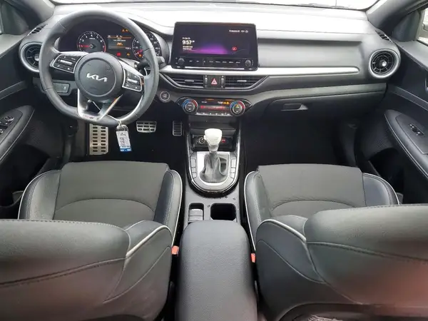 3KPF54AD5RE775547 2024 KIA FORTE - Image 8
