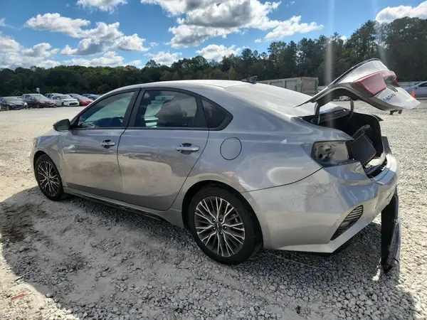 3KPF54AD5RE776049 2024 KIA FORTE - Image 2