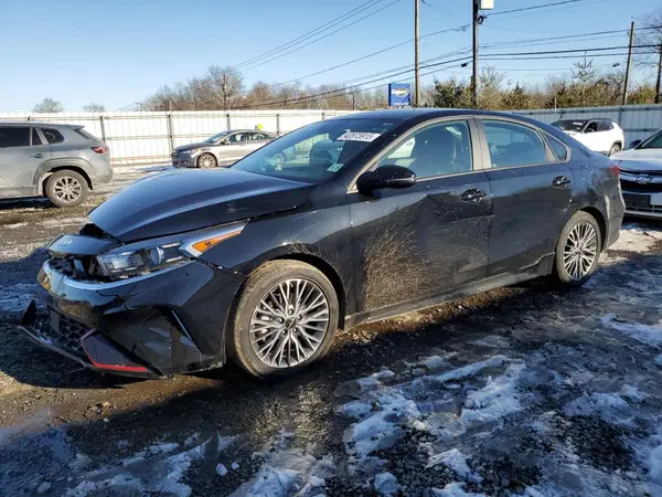 3KPF54AD5RE781476 2024 KIA FORTE - Image 1