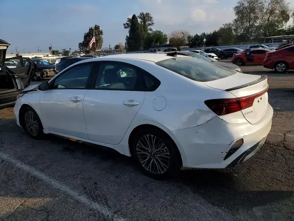 3KPF54AD5RE791344 2024 KIA FORTE - Image 2