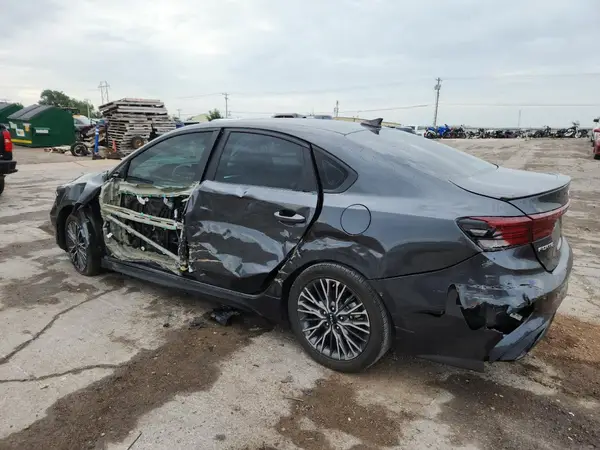 3KPF54AD5RE791506 2024 KIA FORTE - Image 2