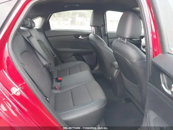 3KPF54AD5RE802701 2024 KIA FORTE - Image 8