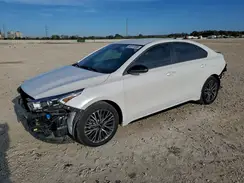 3KPF54AD5RE804156 2024 KIA FORTE