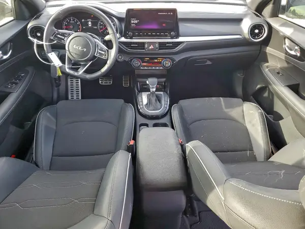 3KPF54AD5RE804156 2024 KIA FORTE - Image 8