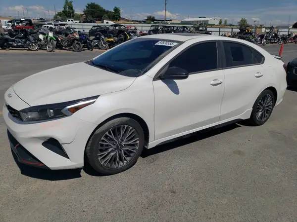 3KPF54AD5RE807137 2024 KIA FORTE - Image 1