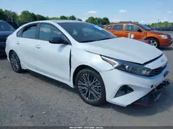 3KPF54AD5RE813245 2024 KIA FORTE