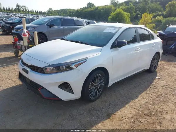 3KPF54AD5RE818087 2024 KIA FORTE - Image 2