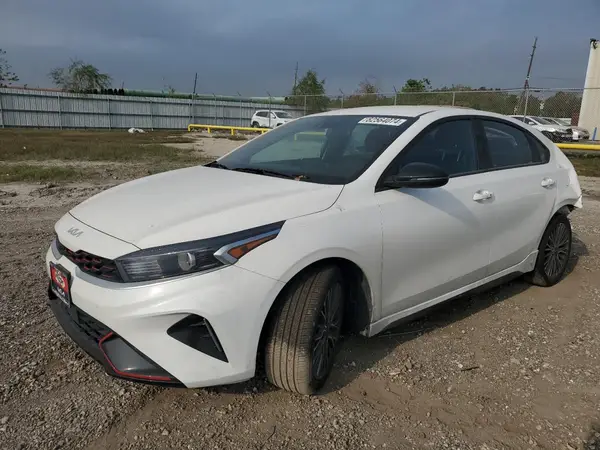 3KPF54AD5RE818221 2024 KIA FORTE - Image 1