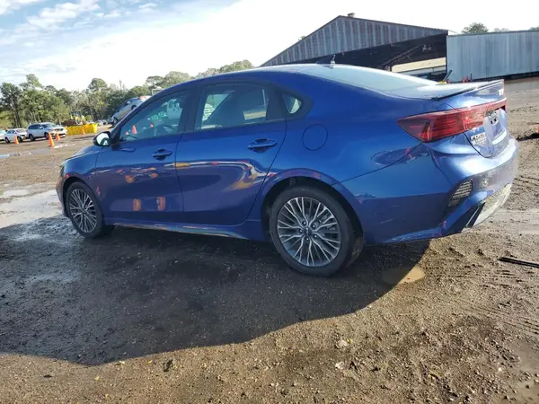 3KPF54AD5RE824262 2024 KIA FORTE - Image 2