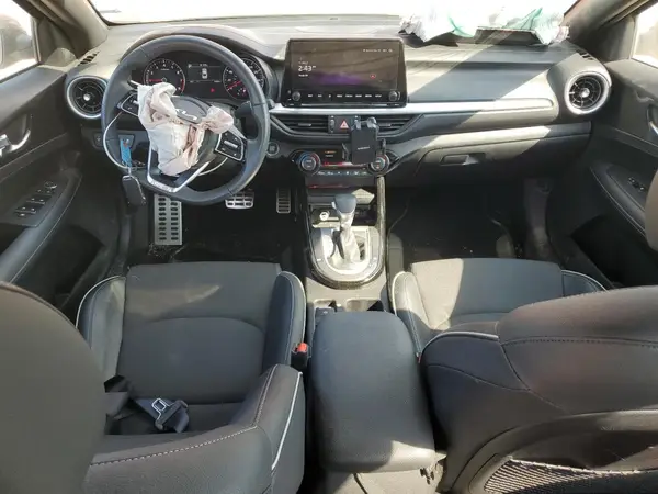 3KPF54AD5RE824469 2024 KIA FORTE - Image 8
