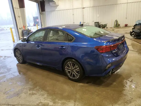 3KPF54AD5RE829879 2024 KIA FORTE - Image 2