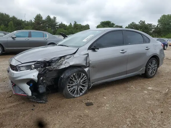 3KPF54AD5RE833625 2024 KIA FORTE - Image 1
