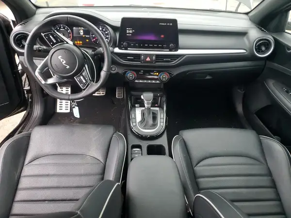 3KPF54AD5RE838937 2024 KIA FORTE - Image 8