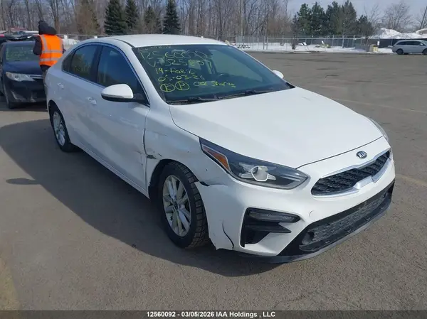 3KPF54AD6KE025807 2019 KIA FORTE - Image 1