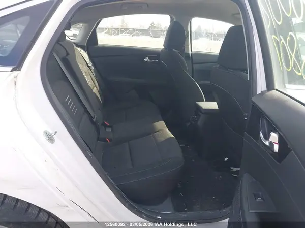 3KPF54AD6KE025807 2019 KIA FORTE - Image 8