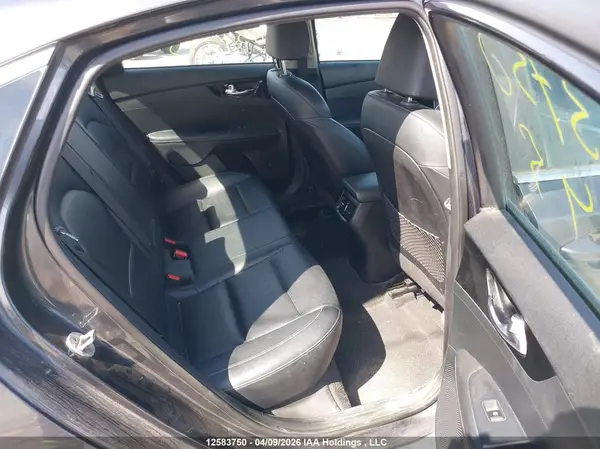3KPF54AD6KE037245 2019 KIA FORTE - Image 8