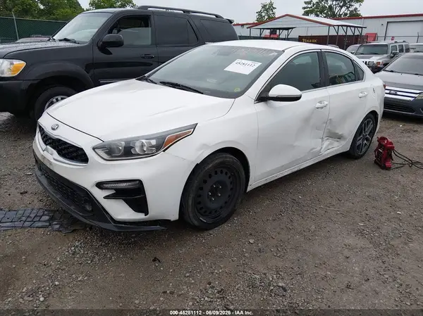 3KPF54AD6KE055471 2019 KIA FORTE - Image 2