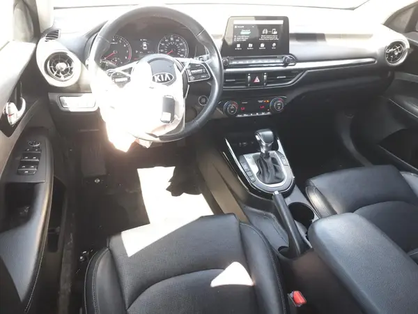 3KPF54AD6KE056149 2019 KIA FORTE - Image 8