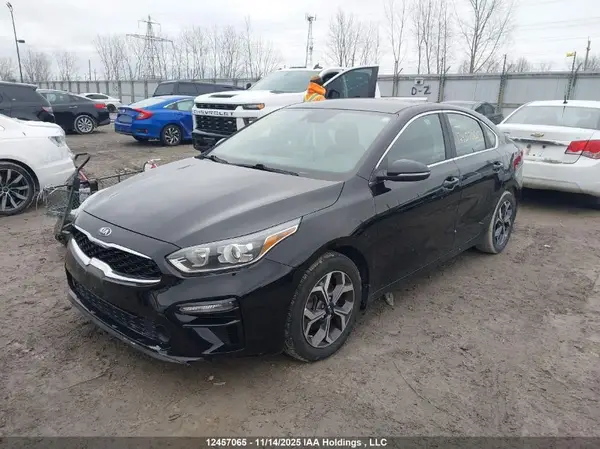 3KPF54AD6LE218315 2020 KIA FORTE - Image 2