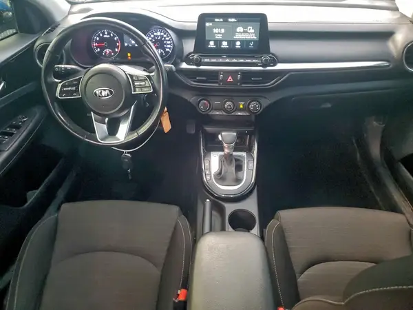 3KPF54AD6ME333983 2021 KIA FORTE - Image 8