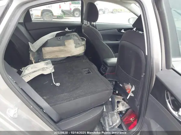 3KPF54AD6ME364800 2021 KIA FORTE - Image 8