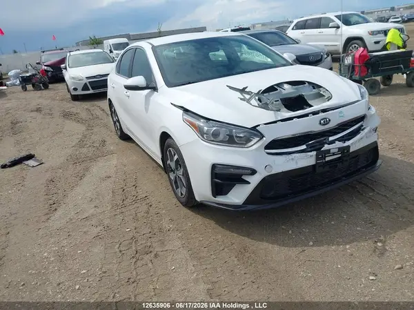 3KPF54AD6ME390457 2021 KIA FORTE - Image 1
