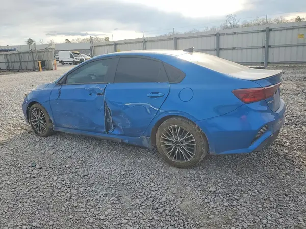 3KPF54AD6NE423460 2022 KIA FORTE - Image 2
