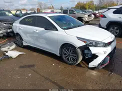 3KPF54AD6NE426584 2022 KIA FORTE