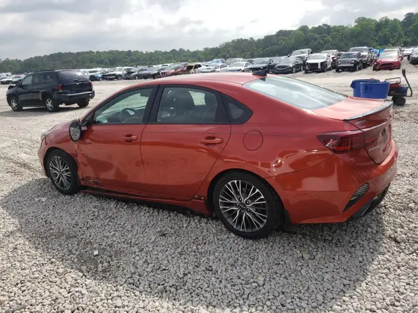 3KPF54AD6NE427069 2022 KIA FORTE - Image 2