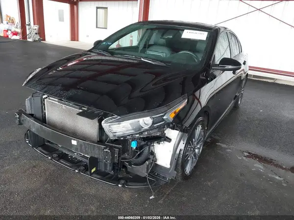 3KPF54AD6NE433079 2022 KIA FORTE - Image 2