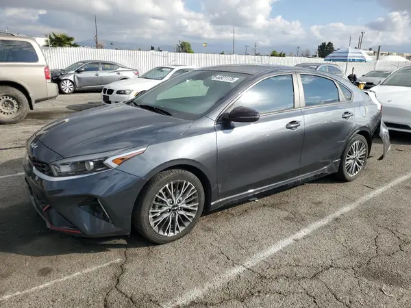 3KPF54AD6NE440565 2022 KIA FORTE - Image 1