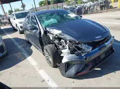 3KPF54AD6NE440825 2022 KIA FORTE