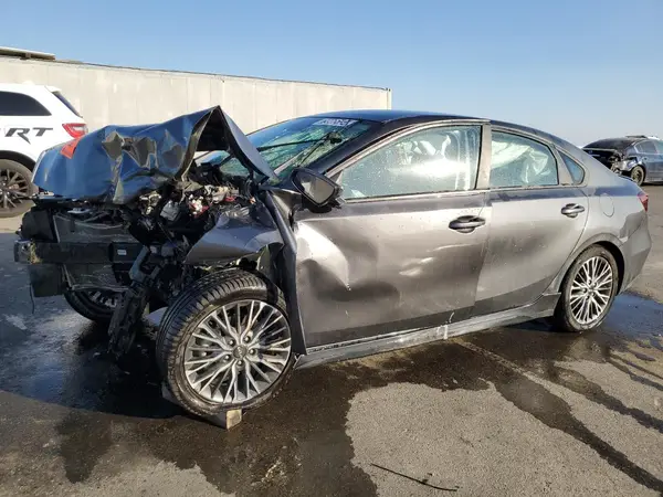 3KPF54AD6NE441506 2022 KIA FORTE - Image 1
