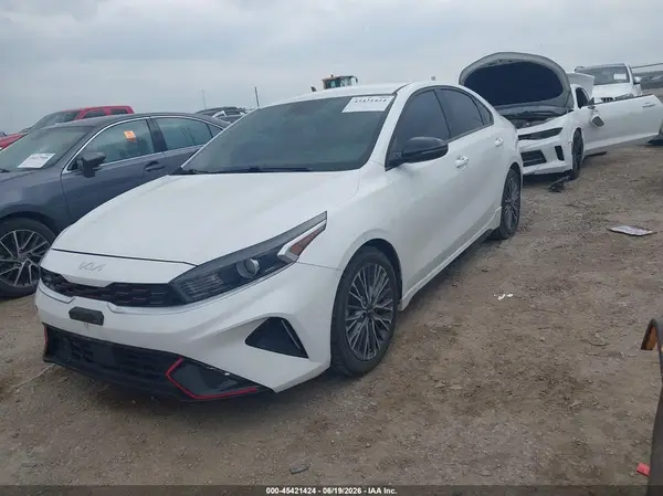 3KPF54AD6NE445443 2022 KIA FORTE - Image 2