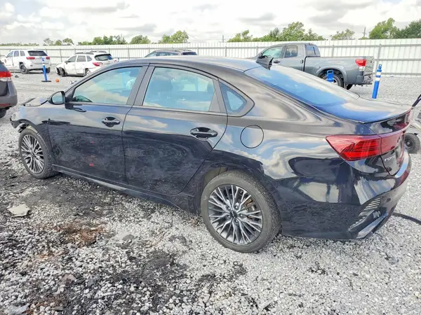 3KPF54AD6NE447659 2022 KIA FORTE - Image 2