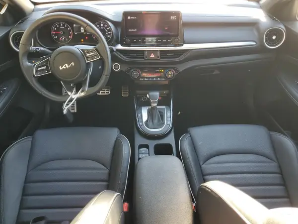 3KPF54AD6NE453770 2022 KIA FORTE - Image 8